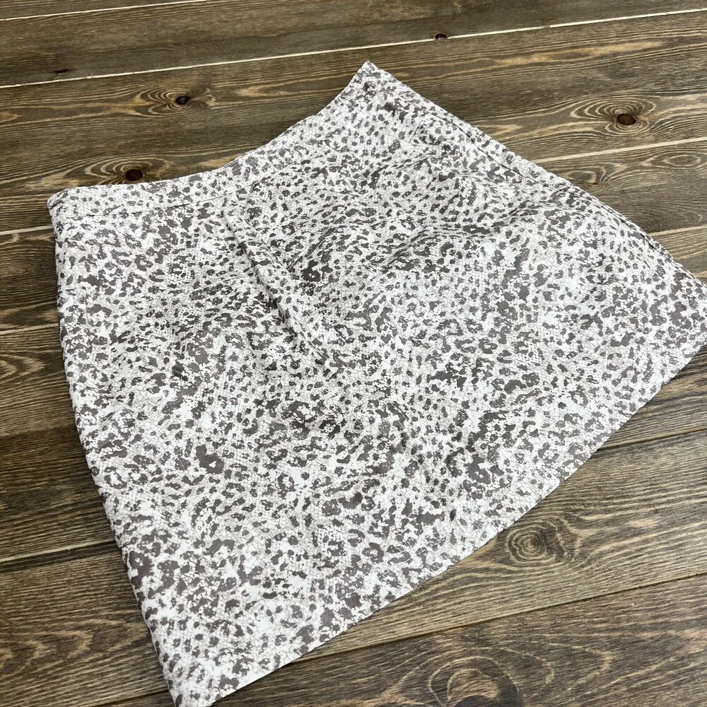 Free People Size 4 Fake‎ Out Brown Leopard Print Faux Wrap Mini Skirt Vegan - Picture 4 of 7